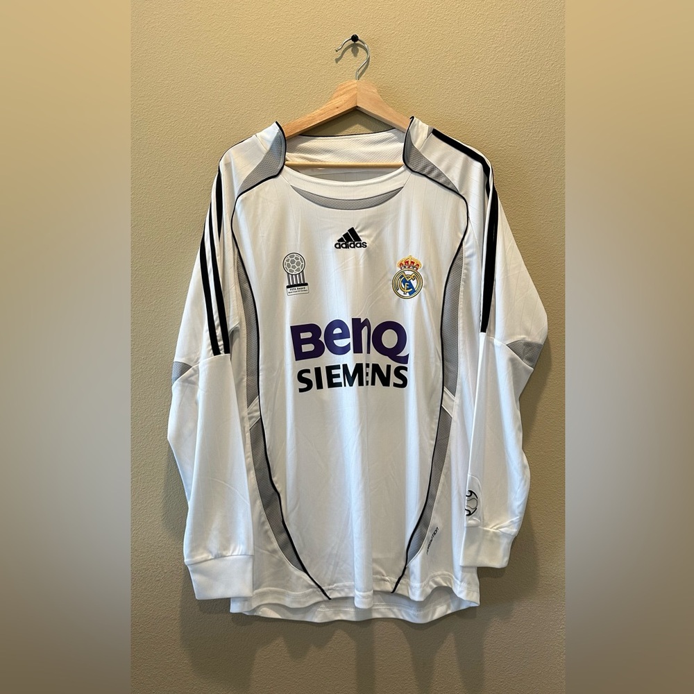 Real Madrid 2006/07 Home Jersey, Beckham #23 size medium
